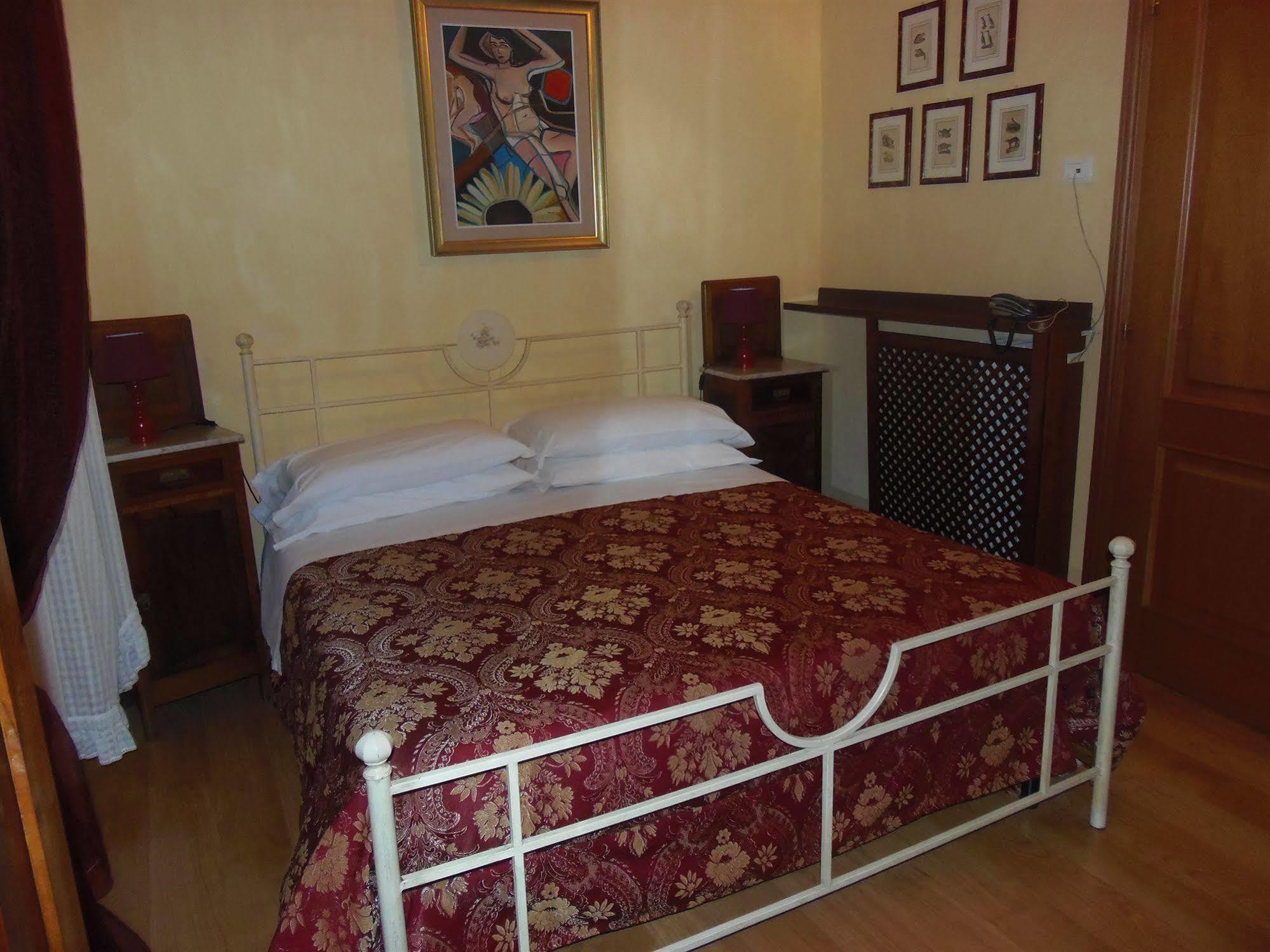 Hotel Morlacchi Perugia Exterior photo
